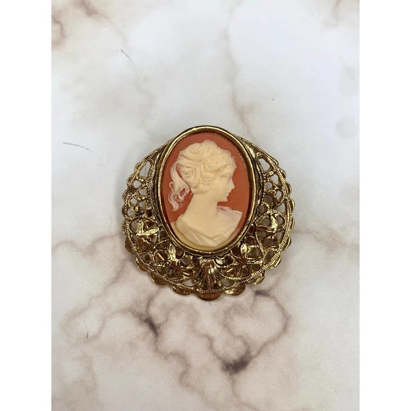 17 Vintage Cameo Gold Broach | Cameo Brooch | Vintage Steampunk Jewelry - Picture 5 of 6